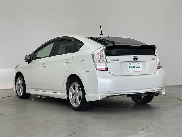トヨタ プリウス S ツーリングセレクション 埼玉県 2010(平22)年 7.4万km ホワイトパールクリスタルシャイン エアロ　純正ナビ　ビルトインＥＴＣ　純正アルミホイール　純正フロアマット　プッシュスタート　スマートキー　オートライト　ＬＥＤヘッドライト　ＣＤ　ＤＶＤ　Ｂｌｕｅｔｏｏｔｈ　地デジワンセグＴＶ
