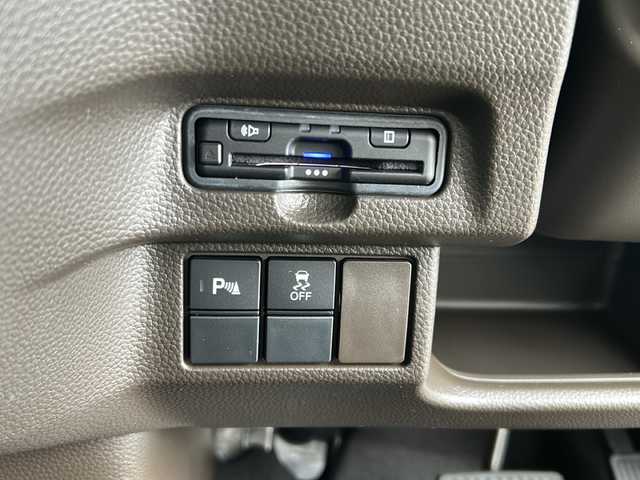 ホンダ Ｎ ＢＯＸ 新潟県 2022(令4)年 2万km プレミアムサンライトホワイトパール クルーズコントロール（追従有）/スペアキー付き/両側スライドドア/１００V充電/バックカメラ/LEDライト/純正ETC/USB入力端子/Bluetoo接続可/レーンキープアシスト/オートライト/後方センサー/衝突軽減システム/横滑り防止装置/エンジンスタートボタン/パワーウィンドウ/パワーステアリング/アイドリングストップ