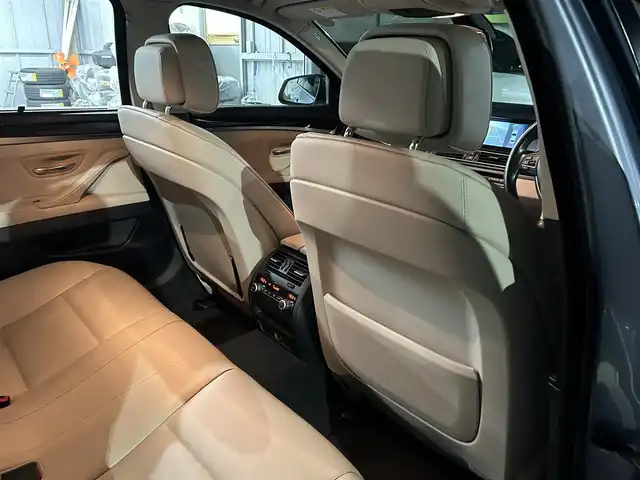 ＢＭＷ アクティブハイブリッド 5 ラグジュアリー 静岡県 2015(平27)年 4.5万km リキッドブルー IDriveHDDナビフルセグTV Bluetooth/バックカメラ/ホワイトレザーシート シートヒーター /前席パワーシート　運転席メモリー機能/サンルーフ/コンフォートアクセス/パワートランクリッド/クルーズコントロール/ミラー一体型ETC