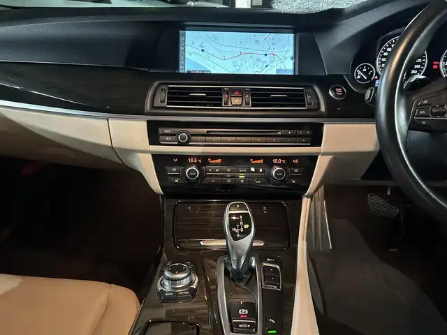 ＢＭＷ アクティブハイブリッド 5 ラグジュアリー 静岡県 2015(平27)年 4.5万km リキッドブルー IDriveHDDナビフルセグTV Bluetooth/バックカメラ/ホワイトレザーシート シートヒーター /前席パワーシート　運転席メモリー機能/サンルーフ/コンフォートアクセス/パワートランクリッド/クルーズコントロール/ミラー一体型ETC