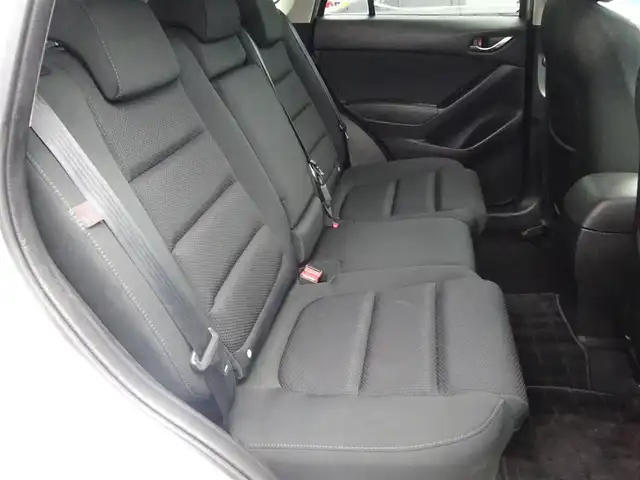 マツダ ＣＸ－５ XD 静岡県 2015(平27)年 8.2万km ソニックシルバーM ワンオーナー　禁煙車/マツダコネクト/（BT/USB/CD/DVD/AUX/フルセグTV）/バックカメラ/サイドカメラ（助手席側）/クルーズコントロール/スマートシティブレーキサポート/ETC/前方ドライブレコーダー/LEDヘッドランプ　オートライト/AFS/純正フロアマット　ドアバイザー/ステアリングスイッチ/プッシュスタートボタン/スマートキー×2個/アイドリングストップ
