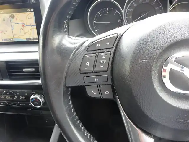 マツダ ＣＸ－５ XD 静岡県 2015(平27)年 8.2万km ソニックシルバーM ワンオーナー　禁煙車/マツダコネクト/（BT/USB/CD/DVD/AUX/フルセグTV）/バックカメラ/サイドカメラ（助手席側）/クルーズコントロール/スマートシティブレーキサポート/ETC/前方ドライブレコーダー/LEDヘッドランプ　オートライト/AFS/純正フロアマット　ドアバイザー/ステアリングスイッチ/プッシュスタートボタン/スマートキー×2個/アイドリングストップ
