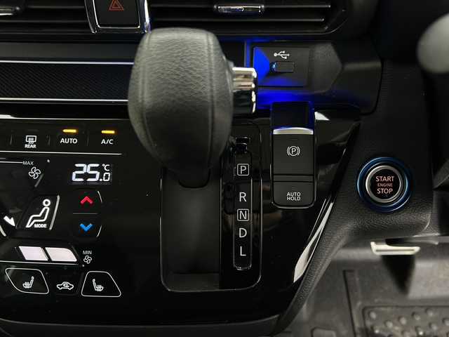 日産 ルークス HWS Gターボ プロパイロットED 宮城県 2021(令3)年 4.1万km アメジストパープル 4WD/両側パワースライドドア/純正ナビ/(FM/AM/iPod/SD/TV/WALKMAN/USB/CD/DVD/MusicStocker/AUX)/フルセグTV/TVキャンセラー/Bluetooth/全方位カメラ/フロント/サイド/バックカメラ/前方ドライブレコーダー/ETC/シートヒーター/プッシュスタート/スマートキー/スペアキー/オートライト/シートベルト警告灯/プラズマクラスター/後席サンシェード/後席ドリンクホルダー/ドアバイザー/純正15インチアルミホイール/社外フロアマット
