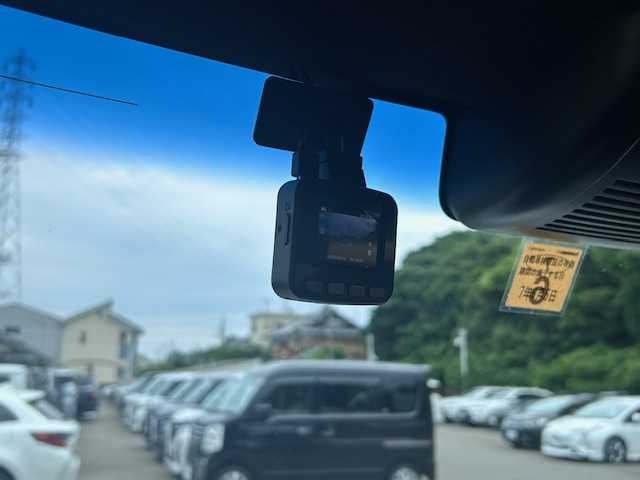 ホンダ Ｎ ＢＯＸ カスタム G L ホンダセンシング 大阪府 2018(平30)年 3.7万km プレミアムホワイトパールⅡ ナビ　/地デジ　/バックカメラ　/パワースライドドア　/ドライブレコーダー　/ETC　/LEDヘッドライト　/スマートキー　/フロアーマット　/サイドバイザー　/レーダークルーズコントロール　