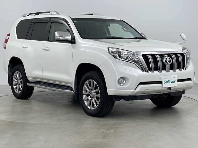 トヨタ ランドクルーザー プラド TX Lパッケージ・G－フロンティア 道央・札幌 2016(平28)年 7.2万km ホワイトパールクリスタルシャイン ・ワンオーナー/・社外ナビ&CD&DVD&SD&BT&HDMI/・バックカメラ/・クルーズコントロール/・横滑り防止装置/・コーナーセンサー/・前方ドライブレコーダー/・前席シートヒーター/・前席パワーシート/・ルーフレール/・プッシュスタート/・電動格納ミラー/・LEDヘッドライト/・オートライト/・スマートキー/・取扱説明書