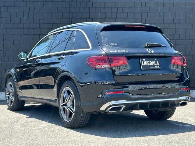 メルセデス・ベンツ ＧＬＣ２２０ d 4マチック AMGライン 埼玉県 2020(令2)年 5万km オブシディアンブラック 黒ハーフレザー/パノラミックスライディングルーフ/レーダーセーフティＰ/オートトランク/ＬＥＤヘッドライト/地上デジタル放送/パークトロニック/シートヒーター/全方位カメラ/純正１９インチＡＷ
