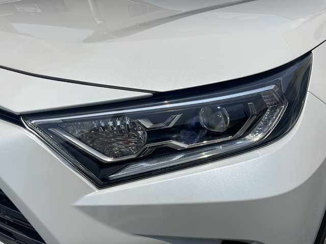 トヨタ ＲＡＶ４ ハイブリットG 広島県 2021(令3)年 6.2万km ホワイトパールクリスタルシャイン /登録時走行距離/　　　　　　　61556キロ/ワンオーナー/純正ディスプレイオーディオ/パノラミックビューモニター/地デジ/ハーフレザーシート/シートヒーター/PCS/モデリスタエアロ/パワーバックドア/デジタルインナーミラー/スペアキー×１/ビルトンETC/新車時整備手帳/　　【保証書】/取扱説明書/