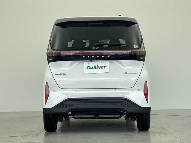 日産 サクラ X 愛知県 2022(令4)年 1.3万km ホワイトパール 純正ディスプレイオーディオ/・Bluetooth/・AppleCarPlay/バックカメラ/衝突軽減ブレーキ/レーンキープアシスト/オートマチックハイビーム/レーダークルーズコントロール/前後ドライブレコーダー/コーナーセンサー/ＬＥＤヘッドライト/ＥＴＣ