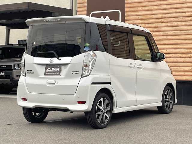 日産 デイズ ルークス ハイウェイスター Gターボ 愛知県 2019(令1)年 6.2万km ホワイトパール 全方位カメラ/純正ナビ/クルーズコントロール/両側パワースライドドア/レーンキープアシスト/衝突軽減ブレーキ/横滑り防止装置/ETC2.0/プッシュスタート/アイドリングストップ/純正アルミホイール