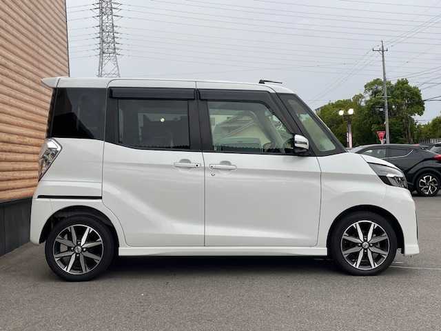 日産 デイズ ルークス ハイウェイスター Gターボ 愛知県 2019(令1)年 6.2万km ホワイトパール 全方位カメラ/純正ナビ/クルーズコントロール/両側パワースライドドア/レーンキープアシスト/衝突軽減ブレーキ/横滑り防止装置/ETC2.0/プッシュスタート/アイドリングストップ/純正アルミホイール