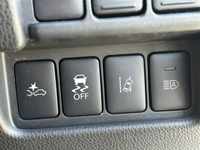 日産 デイズ ルークス ハイウェイスター Gターボ 千葉県 2019(令1)年 6.2万km ホワイトパール 全方位カメラ/純正ナビ/クルーズコントロール/両側パワースライドドア/レーンキープアシスト/衝突軽減ブレーキ/横滑り防止装置/ETC2.0/プッシュスタート/アイドリングストップ/純正アルミホイール