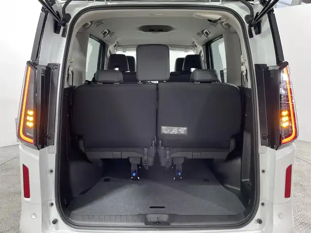 日産 セレナ e－パワー ハイウェイスター V 大阪府 2025(令7)年 0.1千km 白Ⅱ 登録済未使用車 ProPILOT 純正12.3incナビTV 360カメラ デジタルインナーミラー ハーフレザー レーダーC 衝突軽減ブレーキ レーンアシスト ブラインドSM 両側ハンズフリーオートスライドドア 前後ドライブレコーダー