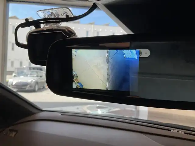 プジョー ３００８ GT ブルー HDi 熊本県 2018(平30)年 4.8万km 青Ⅱ ・スマートキー/・プッシュスタート/・アクティブセーフティブレーキ/・疲労検知/・ディレクショナルヘッドライト/・インテリジェントハイビーム/・レーンキープアシスト/・パーキングセンサー/・ブラインドスポットモニター/・クルーズコントロール(追従式)/・ハーフレザーシート/・純正ディスプレイオーディオ/　【Bluetooth・USB・AppleCarPlay・AndroidAuto】/・バックカメラ/・左サイドカメラ/・ETC/・ドライブレコーダー(前方録画)/・LEDヘッドランプ/・LEDフォグランプ/・純正ラバーマット/・純正バイザー/・保証書/取説