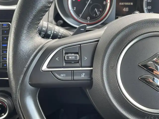 スズキ スイフト XL 道央・札幌 2017(平29)年 7.7万km ネオンブルーM 純正SDナビ/　CD/DVD/Bluetooth/フルセグ/バックカメラ/前席シートヒーター/プッシュスタート/スマートキー/パドルシフト/フォグランプ/革巻きステアリング/ステアリングスイッチ/純正ドアバイザー/取扱説明書/保証書