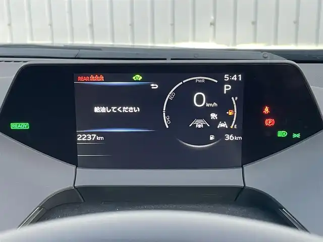 トヨタ プリウス U 滋賀県 2025(令7)年 0.3万km アティチュードブラックマイカ 純正８型ディスプレイ/・Bluetooth/フルセグ/・ミラキャスト/バックカメラ/革巻きステアリング/ステアリングリモコン/ETC２．０/前後ドライブレコーダー/レーダークルコン/オートリトラミラー/AC１００V/オートハイビーム/LEDオートライト/レーンディパーチャーアラート/プリクラッシュセーフティ/プロアクティブドライビングアシスト/クリアランスソナー/パーキングサポートブレーキ/ロードサインアシスト/スマートキー