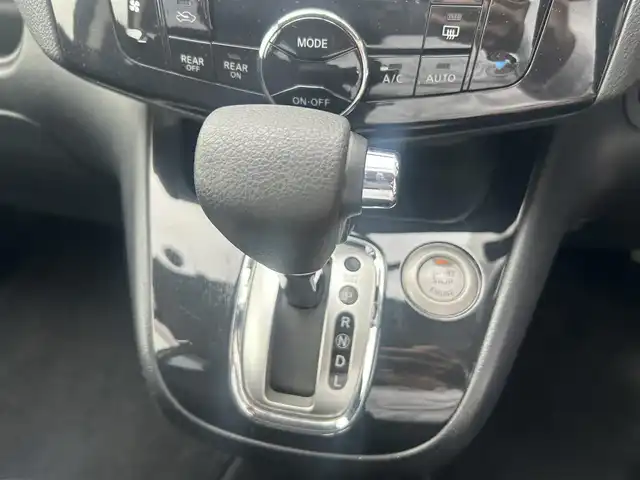 日産 セレナ ハイウェイスター Sハイブリッド 千葉県 2013(平25)年 4.5万km スーパーブラック 純正７インチナビ/バックカメラ/TV・Bluetooth・CD・DVD・SD・AUX/レーダークルーズコントロール/両側パワースライドドア/ビルトインETC/純正16インチアルミホイール/スマートキー・プッシュスタート