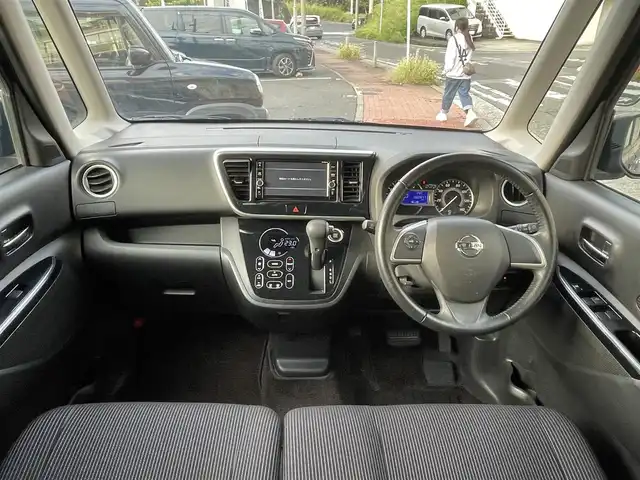 日産 デイズ ルークス ハイウェイスター Xターボ 福岡県 2018(平30)年 6.1万km アッシュブラウンM (株)IDOMが運営する【じしゃロン八幡西店】の自社ローン専用車両になります。こちらは現金またはオートローンご利用時の価格です。自社ローンご希望の方は別途その旨お申付け下さい/純正ナビ(MM318D-W)/【Bluetooth・CD・DVD・TV】/純正フロアマット/純正リアスポイラー/純正アルミホイール/片側パワスラ/コーナーセンサー/アラウンドビュー/LEDライト/オートライト/フロントフォグランプ/ステアリングスイッチ/プッシュスタート/スマートキー/ETC