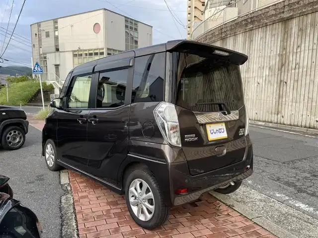 日産 デイズ ルークス ハイウェイスター Xターボ 福岡県 2018(平30)年 6.1万km アッシュブラウンM (株)IDOMが運営する【じしゃロン八幡西店】の自社ローン専用車両になります。こちらは現金またはオートローンご利用時の価格です。自社ローンご希望の方は別途その旨お申付け下さい/純正ナビ(MM318D-W)/【Bluetooth・CD・DVD・TV】/純正フロアマット/純正リアスポイラー/純正アルミホイール/片側パワスラ/コーナーセンサー/アラウンドビュー/LEDライト/オートライト/フロントフォグランプ/ステアリングスイッチ/プッシュスタート/スマートキー/ETC