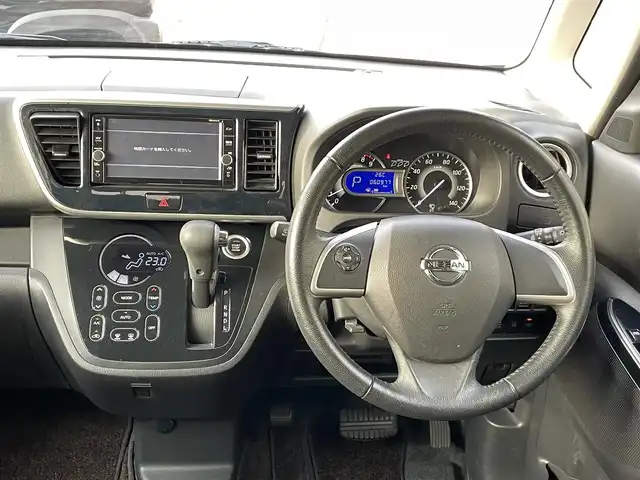 日産 デイズ ルークス ハイウェイスター Xターボ 福岡県 2018(平30)年 6.1万km アッシュブラウンM (株)IDOMが運営する【じしゃロン八幡西店】の自社ローン専用車両になります。こちらは現金またはオートローンご利用時の価格です。自社ローンご希望の方は別途その旨お申付け下さい/純正ナビ(MM318D-W)/【Bluetooth・CD・DVD・TV】/純正フロアマット/純正リアスポイラー/純正アルミホイール/片側パワスラ/コーナーセンサー/アラウンドビュー/LEDライト/オートライト/フロントフォグランプ/ステアリングスイッチ/プッシュスタート/スマートキー/ETC