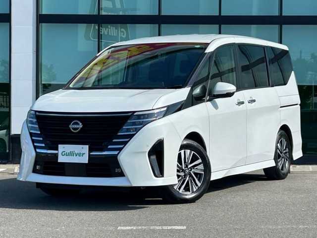 日産 セレナ ハイウェイスター V 和歌山県 2023(令5)年 5.3万km プリズムホワイト 純正12.3インチナビ/全方位カメラ/フルセグTV/BT/衝突軽減ブレーキ/ブラインドスポットモニター/プロパイロット/前後コーナーセンサー/レーンキープアシスト/両側パワスラ/デジタルインナーミラー/ドラレコ/置くだけ充電器/ビルトインETC2.0/ステアリングリモコン/LEDヘッドライト/フォグランプ