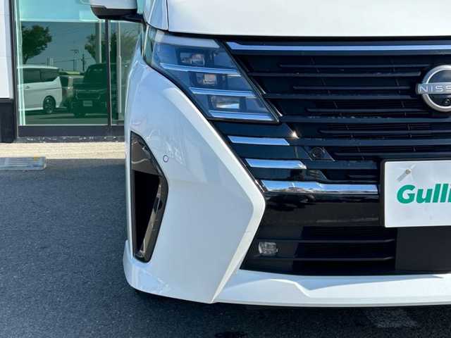 日産 セレナ ハイウェイスター V 和歌山県 2023(令5)年 5.3万km プリズムホワイト 純正12.3インチナビ/全方位カメラ/フルセグTV/BT/衝突軽減ブレーキ/ブラインドスポットモニター/プロパイロット/前後コーナーセンサー/レーンキープアシスト/両側パワスラ/デジタルインナーミラー/ドラレコ/置くだけ充電器/ビルトインETC2.0/ステアリングリモコン/LEDヘッドライト/フォグランプ