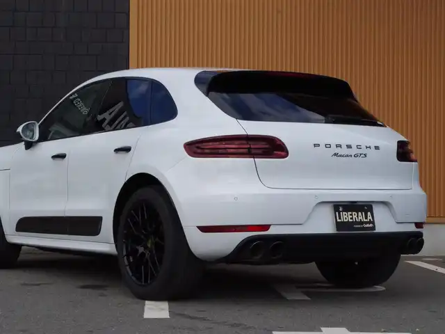 ポルシェ マカン GTS 埼玉県 2018(平30)年 3.2万km パール ブラックハーフレザーシート/オートクルーズコントロール/CarPlay/パークセンサー/バックカメラ/純正ナビ/ドラレコ/ETC/GPSレーダー探知機/Bluetooth/可変バルブ/タイヤヒビ