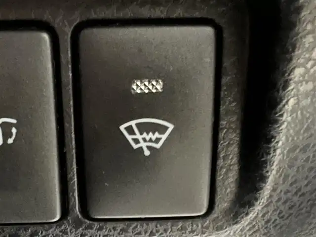 トヨタ ハリアー プレミアム 秋田県 2019(平31)年 16.2万km ホワイトパールクリスタルシャイン ４WD/衝突軽減システム/LEDヘッドライト/モデリスタエアロパーツ/純正メモリナビ（DVD/CD/BT/USB)/フルセグ/バックカメラ/トヨタ純正アルミ（冬タイヤ装着）/スマートキー/純正エンジンスターター/アイドリングストップ/プッシュスタート/コーナーセンサー/クルーズコントロール追従走行有/レーンキープアシスト/アダプティブ・フロントライティングシステム/MTモード付AT/ステアリングスイッチ/運転席パワーシート/ドライブレコーダー/ビルトインETC/電動リアゲート/電動パーキングブレーキ/オートブレーキホールド機能/100V充電/純正フロアマット/純正ドアバイザー/オートライト/オートエアコン/パワーステアリング/パワーウィンドウ/電動格納ウィンカーミラー/横滑り防止/盗難防止装置/寒冷地仕様/保証書/取扱説明書/記録簿