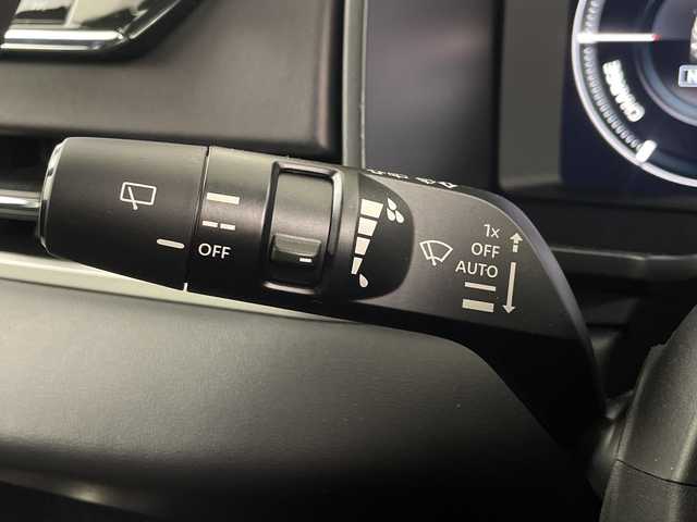 三菱 アウトランダー ＰＨＥＶ ブラックエディション 埼玉県 2023(令5)年 0.5万km アメジストブラック メーカー純正12.3インチナビ/アラウンドモニター　/マイパイロット　/パドルシフト　/ＡＣ１００Ｖ　/置くだけ充電　/ハンドルヒーター　/シートヒーター　/ハーフレザー　/純正前後ドライブレコーダー　/純正ＥＴＣ２．０