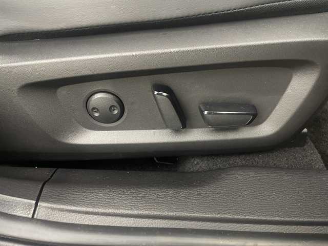 三菱 アウトランダー ＰＨＥＶ ブラックエディション 埼玉県 2023(令5)年 0.5万km アメジストブラック メーカー純正12.3インチナビ/アラウンドモニター　/マイパイロット　/パドルシフト　/ＡＣ１００Ｖ　/置くだけ充電　/ハンドルヒーター　/シートヒーター　/ハーフレザー　/純正前後ドライブレコーダー　/純正ＥＴＣ２．０