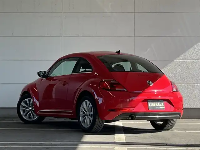 フォルクスワーゲン ザ・ビートル デザイン 山形県 2018(平30)年 4.1万km 赤 純正SDナビ /フルセグTV　/オートライト　/Bluetooth/USB /純正フロアマット　/HIDヘッドライト　/電動格納ミラー　/横滑り防止装置　/ブラインドスポットモニター　/クルーズコントロール　/ESC