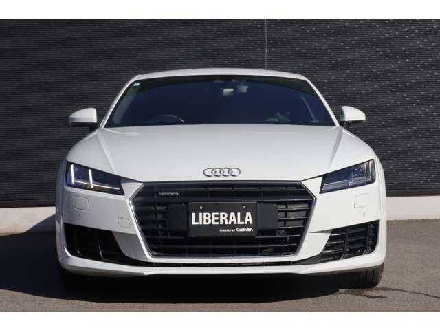 アウディ ＴＴクーペ 2．0 TFSI クワトロ 大分県 2017(平29)年 8.7万km グレイシアホワイトメタリック 当店買取車両/アシスタンスパッケージアドバンスト/・クルーズコントロール/・アウディサイドアシスト/・アウディアクティブレーンアシスト/・リヤビューカメラ/・パークアシスト/・アウディホールドアシスト/バーチャルコックピット/マトリックスＬＥＤヘッドライト/オートハイビーム/レザーパッケージ/・Ｓスポーツシート/・シートヒーター（フロント）/・ファインナッパレザー/・電動調整機能（フロント）ボルスター含む/純正ナビ/地デジ/Bluetooth/パドルシフト/純正１８インチＡＷ/ＥＴＣ/ドライブレコーダー前後（ユピテル）