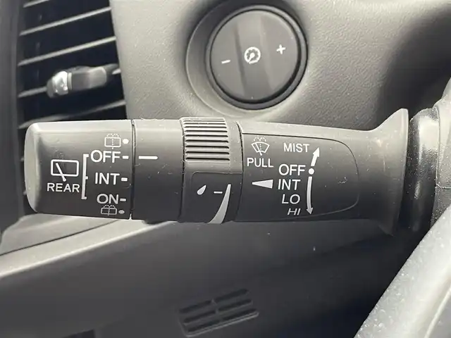 ホンダ フィット e:HEVリュクス 滋賀県 2022(令4)年 1.9万km ゴールド 純正9インチナビ/【Bluetooth/CD/DVD/フルセグTV】/ハーフレザーシート/バックカメラ/追従クルーズコントロール/クリアランスソナー/LEDヘッドライト/オートマチックハイビーム/前後ドライブレコーダー/D/Nシートヒーター/ステアリングヒーター/ビルトインETC/電動パーキングブレーキ/オートブレーキホールド/純正フロアマット/プッシュスタート/スマートキー/ステアリングリモコン