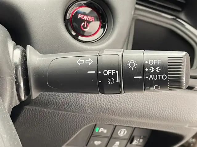 ホンダ フィット e:HEVリュクス 滋賀県 2022(令4)年 1.9万km ゴールド 純正9インチナビ/【Bluetooth/CD/DVD/フルセグTV】/ハーフレザーシート/バックカメラ/追従クルーズコントロール/クリアランスソナー/LEDヘッドライト/オートマチックハイビーム/前後ドライブレコーダー/D/Nシートヒーター/ステアリングヒーター/ビルトインETC/電動パーキングブレーキ/オートブレーキホールド/純正フロアマット/プッシュスタート/スマートキー/ステアリングリモコン