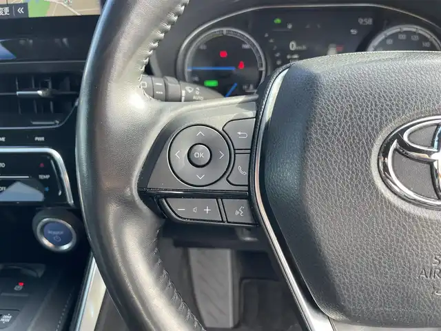 トヨタ ハリアー ハイブリッド Z レザーパッケージ 岡山県 2020(令2)年 8.5万km ホワイトパールクリスタルシャイン 登録時走行距離84240km/JBLプレミアムサウンド/純正12.3インチナビ/フルセグTV(AM.FM.TV.BT)/全方位カメラ/ビルトインETC2.0/トヨタセーフティセンス/・ブラインドスポットモニター/・プリクラッシュセーフティ/・レーダークルーズコントロール/・レーンディバーチャーアラート/D/N席シートヒーター/D/N席ベンチレーション/ステアリングヒーター/クリアランスソナー/横滑り防止装置/アイドリングストップ/パワーバックドア/19インチ純正AW/純正フロアマット/本革シート/D+N席パワーシート