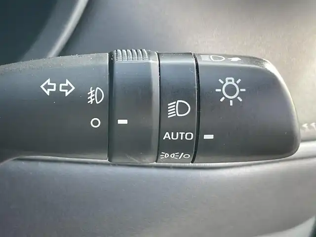 トヨタ ハリアー ハイブリッド Z レザーパッケージ 岡山県 2020(令2)年 8.5万km ホワイトパールクリスタルシャイン 登録時走行距離84240km/JBLプレミアムサウンド/純正12.3インチナビ/フルセグTV(AM.FM.TV.BT)/全方位カメラ/ビルトインETC2.0/トヨタセーフティセンス/・ブラインドスポットモニター/・プリクラッシュセーフティ/・レーダークルーズコントロール/・レーンディバーチャーアラート/D/N席シートヒーター/D/N席ベンチレーション/ステアリングヒーター/クリアランスソナー/横滑り防止装置/アイドリングストップ/パワーバックドア/19インチ純正AW/純正フロアマット/本革シート/D+N席パワーシート