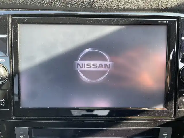 日産 エクストレイル 20Xi 大阪府 2018(平30)年 7.2万km ダイヤモンドブラック 純正9インチナビ/・Bluetooth/CD/DVD/AUX/ラジオ/主要装備/・プロパイロット/・エマージェンシーブレーキー/・全方位カメラ/・アラウンドビューモニター/・アイドリングストップ/・横滑り防止装置/・オートホールド/・ハイビームアシスト/・フロントバックソナー/・ダウンヒルアシストコントロール/・パワーバックドア/・ステアリングリモコン/・スマートルームミラー/・ルーフレール/・LEDヘッドライト/・純正フロアマット/・純正AW/・ETC