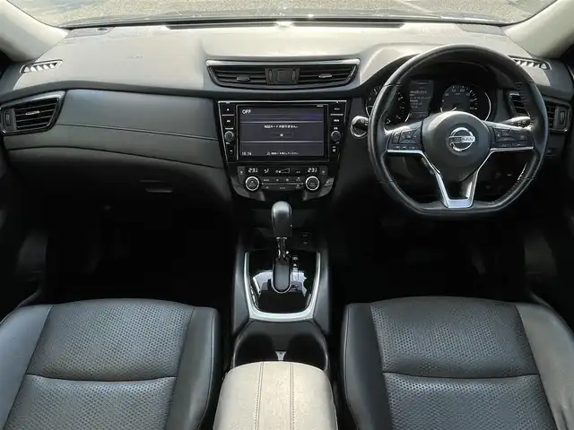日産 エクストレイル 20Xi 大阪府 2018(平30)年 7.2万km ダイヤモンドブラック 純正9インチナビ/・Bluetooth/CD/DVD/AUX/ラジオ/主要装備/・プロパイロット/・エマージェンシーブレーキー/・全方位カメラ/・アラウンドビューモニター/・アイドリングストップ/・横滑り防止装置/・オートホールド/・ハイビームアシスト/・フロントバックソナー/・ダウンヒルアシストコントロール/・パワーバックドア/・ステアリングリモコン/・スマートルームミラー/・ルーフレール/・LEDヘッドライト/・純正フロアマット/・純正AW/・ETC