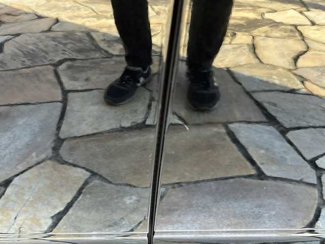 スズキ ソリオ バンディット HV MV 静岡県 2021(令3)年 1.8万km スーパーブラックパール 純正ナビ/・DISC/・TV/・FM/AM/・Bluetooth/・USB/・iPod/・Smartphone Link/主要装備/・全方位カメラ/・ヘッドアップディスプレイ/・ＥＴＣ/・運転席＋助手席シートヒーター/・ドライブレコーダー/・片側パワスラ/・アイドリングストップ/・クリアランスソナー/・衝突被害軽減システム/・車線逸脱警報/・LEDヘッドライト/・サイドカーテンエアバッグ/・デュアルカメラブレーキサポート