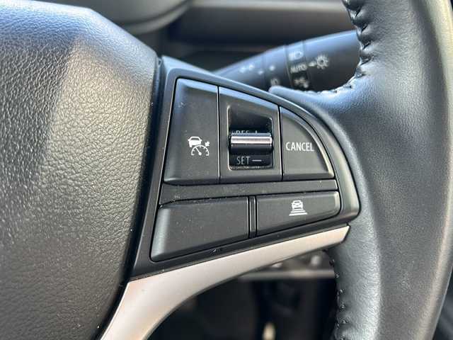 スズキ ソリオ バンディット HV MV 静岡県 2021(令3)年 1.8万km スーパーブラックパール 純正ナビ/・DISC/・TV/・FM/AM/・Bluetooth/・USB/・iPod/・Smartphone Link/主要装備/・全方位カメラ/・ヘッドアップディスプレイ/・ＥＴＣ/・運転席＋助手席シートヒーター/・ドライブレコーダー/・片側パワスラ/・アイドリングストップ/・クリアランスソナー/・衝突被害軽減システム/・車線逸脱警報/・LEDヘッドライト/・サイドカーテンエアバッグ/・デュアルカメラブレーキサポート