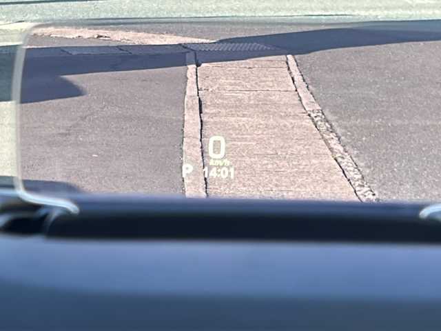 スズキ ソリオ バンディット HV MV 静岡県 2021(令3)年 1.8万km スーパーブラックパール 純正ナビ/・DISC/・TV/・FM/AM/・Bluetooth/・USB/・iPod/・Smartphone Link/主要装備/・全方位カメラ/・ヘッドアップディスプレイ/・ＥＴＣ/・運転席＋助手席シートヒーター/・ドライブレコーダー/・片側パワスラ/・アイドリングストップ/・クリアランスソナー/・衝突被害軽減システム/・車線逸脱警報/・LEDヘッドライト/・サイドカーテンエアバッグ/・デュアルカメラブレーキサポート