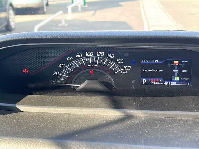 スズキ ソリオ バンディット HV MV 静岡県 2021(令3)年 1.8万km スーパーブラックパール 純正ナビ/・DISC/・TV/・FM/AM/・Bluetooth/・USB/・iPod/・Smartphone Link/主要装備/・全方位カメラ/・ヘッドアップディスプレイ/・ＥＴＣ/・運転席＋助手席シートヒーター/・ドライブレコーダー/・片側パワスラ/・アイドリングストップ/・クリアランスソナー/・衝突被害軽減システム/・車線逸脱警報/・LEDヘッドライト/・サイドカーテンエアバッグ/・デュアルカメラブレーキサポート