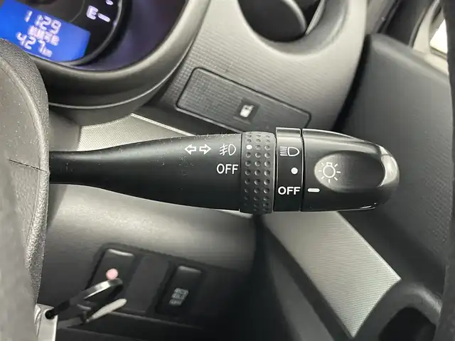 ダイハツ ムーヴ コンテ カスタム X 埼玉県 2015(平27)年 8.5万km アーバンナイトブルークリスタルメタリック 純正ナビ　ＥＴＣ　前後ドライブレコーダー　ＣＤ再生　純正フロアマット　電動格納ミラー　オートエアコン　パワーステアリング　パワーウインドウ　盗難防止装置　ＨＩＤヘッドライト　地デジＴＶ