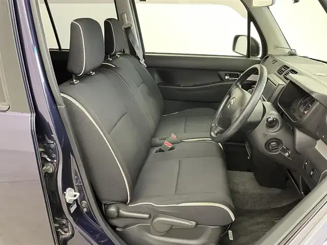 ダイハツ ムーヴ コンテ カスタム X 埼玉県 2015(平27)年 8.5万km アーバンナイトブルークリスタルメタリック 純正ナビ　ＥＴＣ　前後ドライブレコーダー　ＣＤ再生　純正フロアマット　電動格納ミラー　オートエアコン　パワーステアリング　パワーウインドウ　盗難防止装置　ＨＩＤヘッドライト　地デジＴＶ