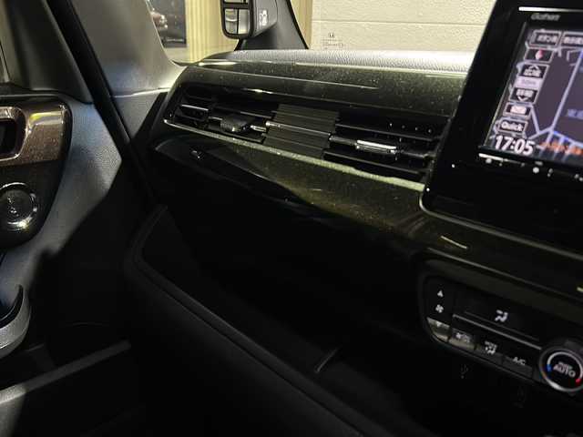 ホンダ Ｎ ＢＯＸ カスタム G L ホンダセンシング 東京都 2017(平29)年 9.7万km クリスタルブラックパール (株)IDOMが運営する【じしゃロン国分寺店】の自社ローン対象車両になります。こちらは現金ご利用時の価格です。自社ローンご希望の方は別途その旨お申付け下さい。/ホンダセンシング/Gathersメモリナビ(VXM-184VFi)/フルセグテレビ/バックカメラ/クルーズコントロール/片側パワースライドドア/フォグランプ/オートライト/ETC/LED