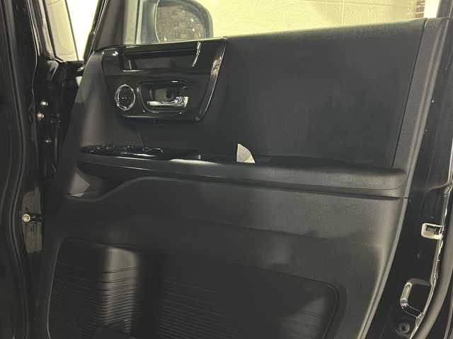 ホンダ Ｎ ＢＯＸ カスタム G L ホンダセンシング 東京都 2017(平29)年 9.7万km クリスタルブラックパール (株)IDOMが運営する【じしゃロン国分寺店】の自社ローン対象車両になります。こちらは現金ご利用時の価格です。自社ローンご希望の方は別途その旨お申付け下さい。/ホンダセンシング/Gathersメモリナビ(VXM-184VFi)/フルセグテレビ/バックカメラ/クルーズコントロール/片側パワースライドドア/フォグランプ/オートライト/ETC/LED