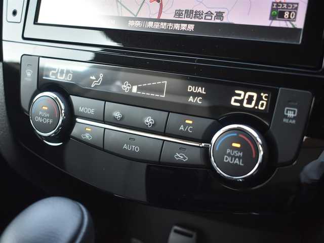 日産 エクストレイル モードプレミア ハイコントラストインテリア 道央・札幌 2017(平29)年 5万km 黒 デジタルインナーミラー/純正9インチナビ（型式MM517D-L)/：フルセグTV/：CD DVD再生/：Bluetoothオーディオ/：アラウンドビューモニター/純正19インチアルミホイール/純正フロアマット/LEDヘッドライト/：オートヘッドライト/：フロントフォグライト/インテリジェントエマージェンシーブレーキ/クイックコンフォートシートヒーター（前席・2列目左右）/左右独立温度調節機能付オートエアコン/リモコンパワーバックドア/ーーーーーーーーーーーーーーーーーーーーーーーーーーーー/保証書/取扱説明書/スペアスマートキー×1本/記録簿(H.30.R.2.3.4.5.6.7)