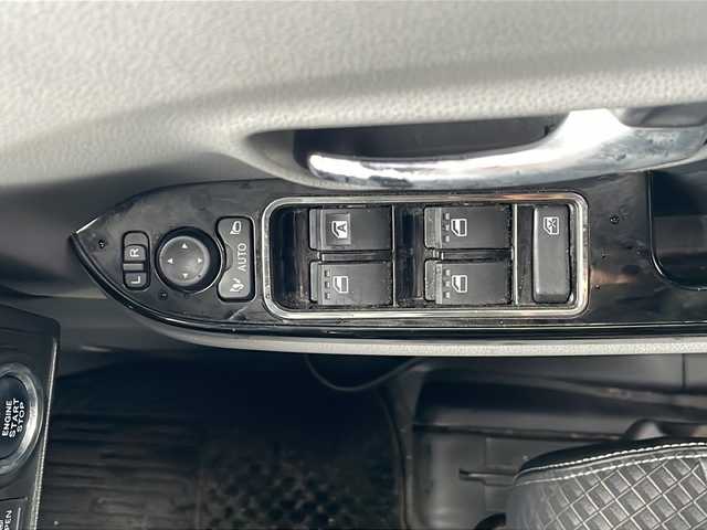 ダイハツ タント カスタム RS 青森県 2019(令1)年 2.2万km プラムブラウンクリスタルマイカ ・4WD/・純正ナビ/・フルセグ/CD/DVD/BT/・両側パワースライドドア/・横滑り抑制装置/・衝突軽減装置/・レーンキープアシスト/・全方位カメラ/・クルーズコントロール/・オートライト/・D＋N席シートヒーター/・純正エンジンスターター/・純正ドライブレコーダー/・純正フロアマット/・純正AW15インチ