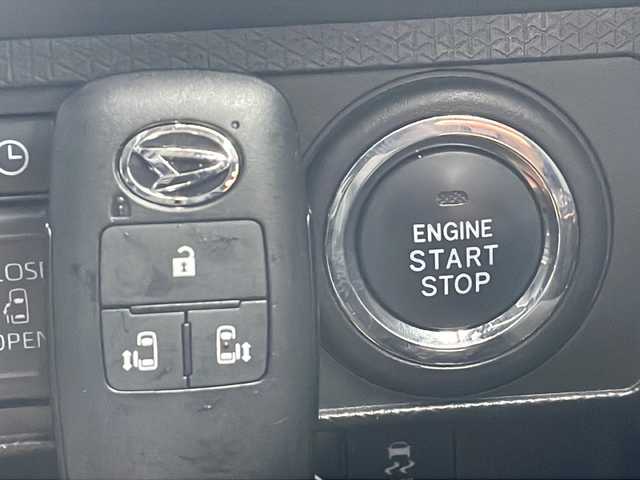 ダイハツ タント カスタム RS 青森県 2019(令1)年 2.2万km プラムブラウンクリスタルマイカ ・4WD/・純正ナビ/・フルセグ/CD/DVD/BT/・両側パワースライドドア/・横滑り抑制装置/・衝突軽減装置/・レーンキープアシスト/・全方位カメラ/・クルーズコントロール/・オートライト/・D＋N席シートヒーター/・純正エンジンスターター/・純正ドライブレコーダー/・純正フロアマット/・純正AW15インチ