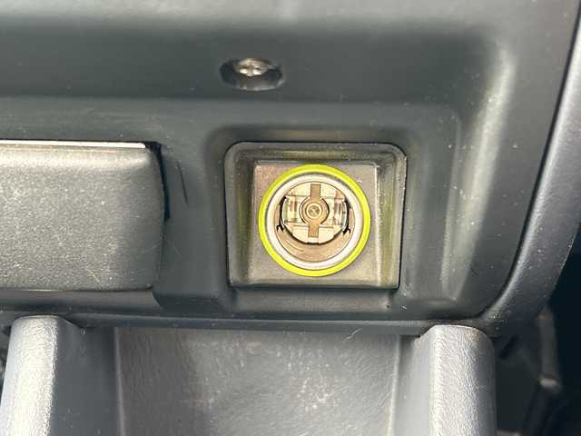 ダイハツ テリオス キッド L 千葉県 2003(平15)年 6.3万km シルバーメタリック