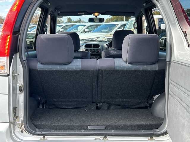 ダイハツ テリオス キッド L 千葉県 2003(平15)年 6.3万km シルバーメタリック